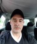 Anthony 43 ปี Domart Sur La Luce France