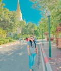 Ying 31 ans Khun Thot Toll Plaza Thaïlande