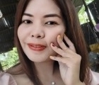 Monthika 30 ans Kong Kan Thaïlande