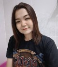 Ninews​ 36 ans Chonburi​ Thaïlande