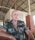 Jean 65 ans Praburi Thaïlande