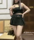 Nicky 37 years Center Thailand