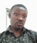 Mawell 34 ans  France