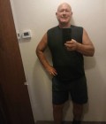 Mike 64 ปี Medford United States