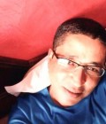 Peter 45 ปี Paris France