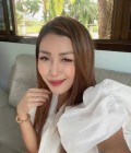 Preaw 36 ans Muang  Thaïlande