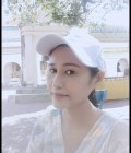 Chanitra 48 Jahre Bangkok Thailand