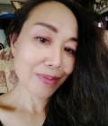 Mook 53 ans Phrao Thaïlande