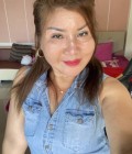 Phitcha 52 Jahre Loei Thailand