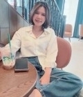 Nuch 33 ans Samut Prakan  Thaïlande