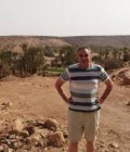 Christian 66 ปี Chef-boutonne France