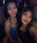 Pim 20 ans Hua Hin Thaïlande