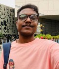 Ishan 25 ปี Kolkata India
