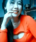 Laura 25 ans พัฒนา Thaïlande