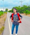 NUT 48 ans Muang  Thaïlande