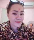 อ้อม 48 Jahre เมือง Thailand