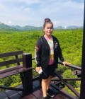 Manee 57 ans Huahin Thaïlande