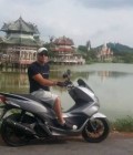 Claudio. 58 ปี Fontaine-l'eveque Belgium