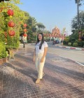 Bee 38 ans Khonkean Thaïlande