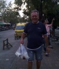 Alain 69 ans Les Sables D’olonne France