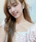 Manee 43 ans Nakhon Ratchasima Thaïlande