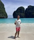 Thierry 56 ปี Evry France