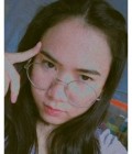 FERN 24 ans คำม่วง Thaïlande