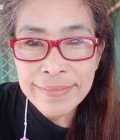 Wanna 54 ans Kong Krailat Thaïlande