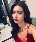 Dina 30 ans Pattaya Thaïlande