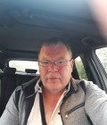 Michel 62 ans Vannes France