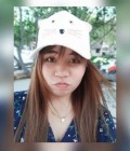 Fha 32 ans Chonburi Thaïlande