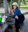 Preaw 36 ans Muang  Thaïlande