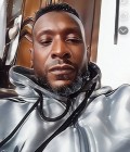 Mohamed 38 Jahre La Garenne-colombes Frankreich