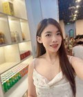 Lynn wong 34 ans Kowloon Hong Kong