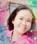 Pranee 45 Jahre Prachinburi Thailand