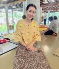 Busa 31 ans Na Som Thaïlande