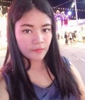 Kaew 29 ans Maung Thaïlande