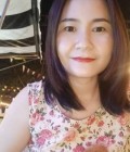 Nicha 35 ans Sakonnakhon Thaïlande