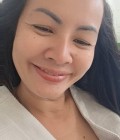 Ying 41 Jahre Buriram Thailand