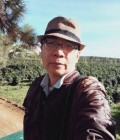 Seksan 51 ปี Ubonratchatani ไทย