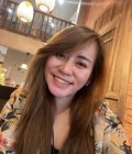 Nuch 33 ans Muang  Thaïlande
