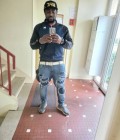 Axel 35 ปี St Herblain France