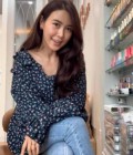 Achariya 37 ans Chiang Mai  Thaïlande