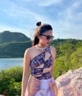 Pim 34 ans Longneck Karen Village. Thaïlande