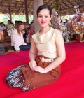 Yui 42 Jahre Muang Thailand