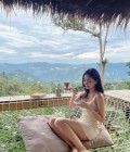 Marina 34 Jahre Thatphanom Thailand