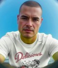 Richard 56 ปี Los Angeles  United States