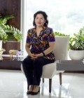 Achara 32 years Chai Nat Thailand