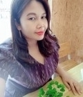 Sa 46 ans Ubonrachatani Thaïlande