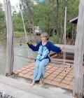 Dolchanok 52 ans Hatyai Thaïlande